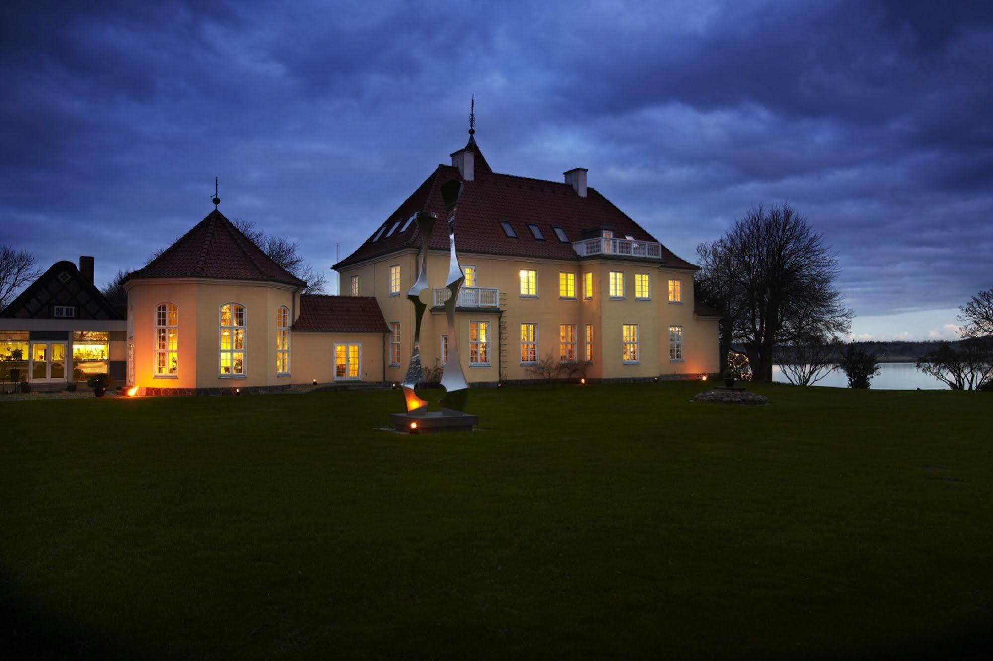 Gl. Avernaes Sinatur Hotel & Konference Ebberup المظهر الخارجي الصورة